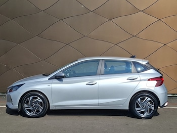 Used Hyundai i20 2023 for sale - 79187957: Photo