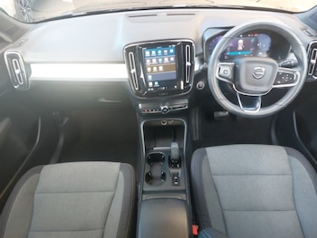 Used Volvo XC40 2022 for sale - 76052899: Photo