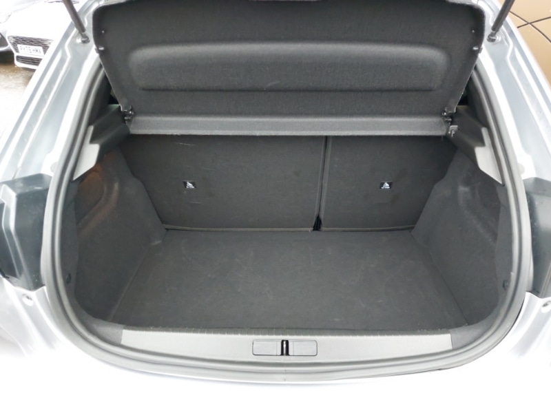 Used Peugeot 208 2025 for sale - 77366423: Photo 8