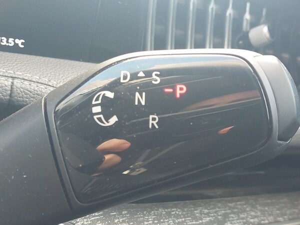 Used Skoda Superb 2024 for sale - 75640936: Photo 12