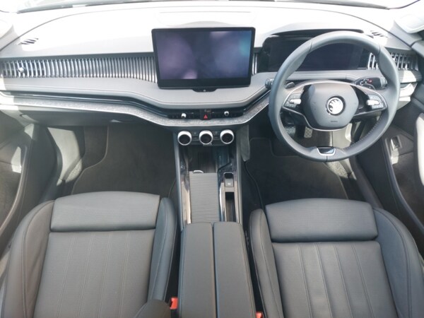 Used Skoda Superb 2024 for sale - 75640936: Photo 2