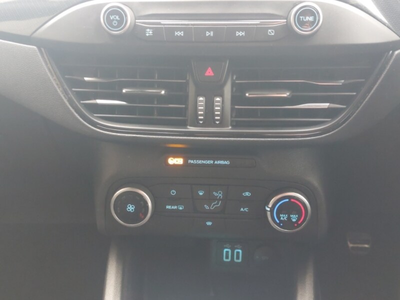 Used Ford Focus 2021 for sale - 77761368: Photo 16