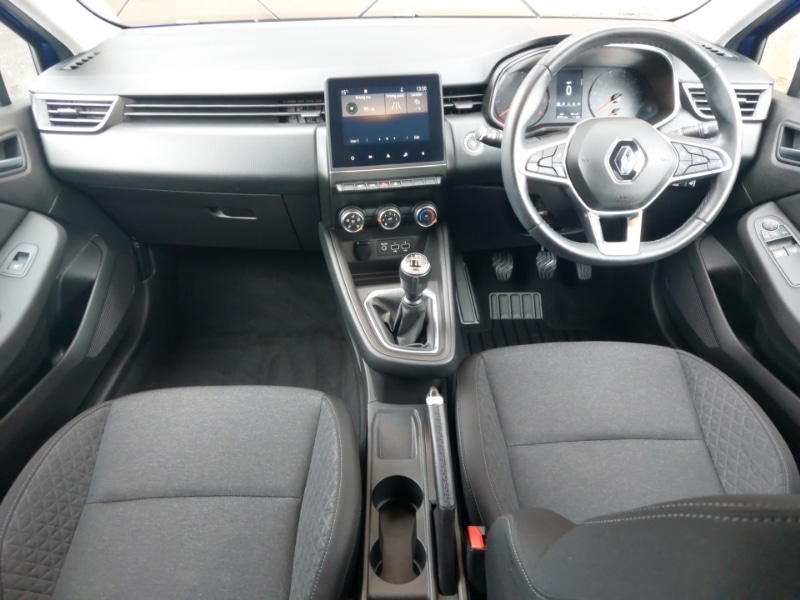 Used Renault Clio 2020 for sale - 76478779: Photo 2