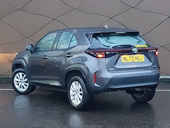 Used Toyota Yaris Cross 2022 for sale - 77439463: Photo