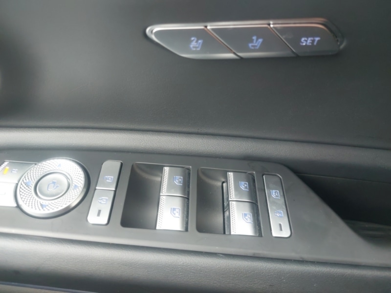 Used Genesis GV80 2023 for sale - 76664083: Photo 17