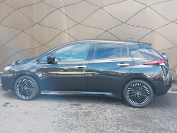 Used Nissan Leaf 2022 for sale - 75972010: Photo