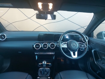 Used Mercedes-Benz A-Class 2020 for sale - 76053111: Photo 2