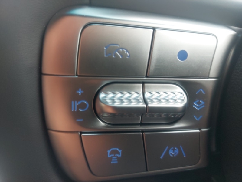 Used Genesis GV60 2025 for sale - 76515269: Photo 14