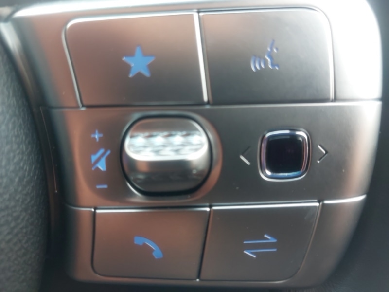 Used Genesis GV60 2025 for sale - 76515269: Photo 15