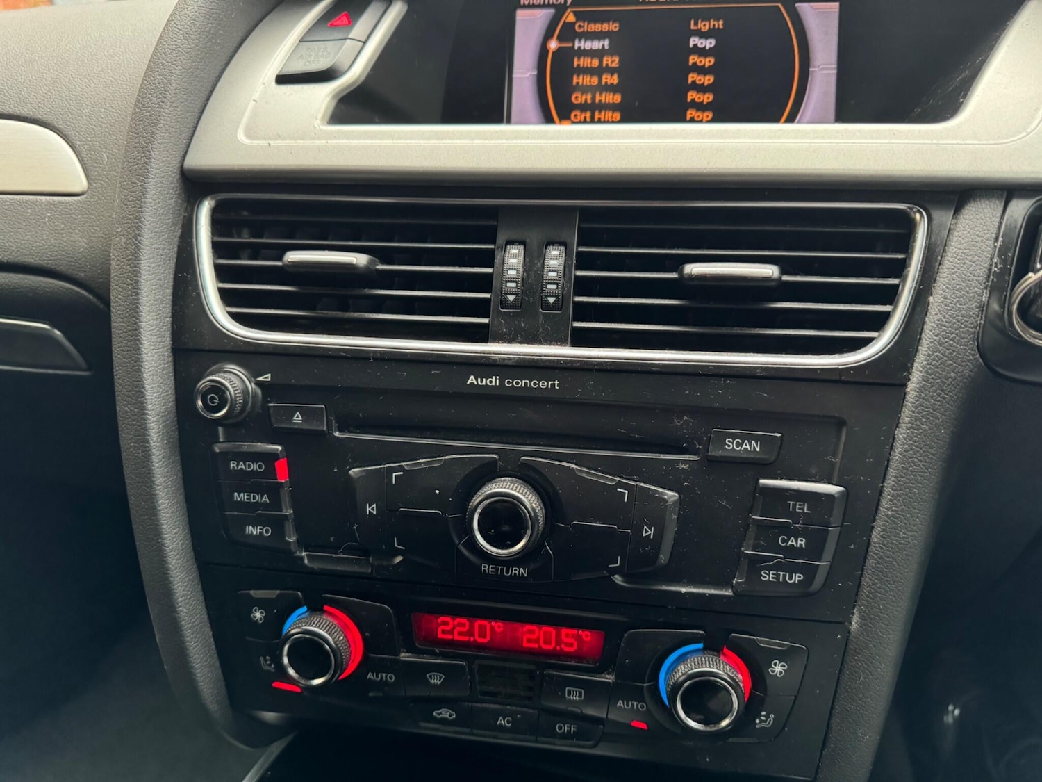 Used Audi A4 2010 for sale - 76886742: Photo 17