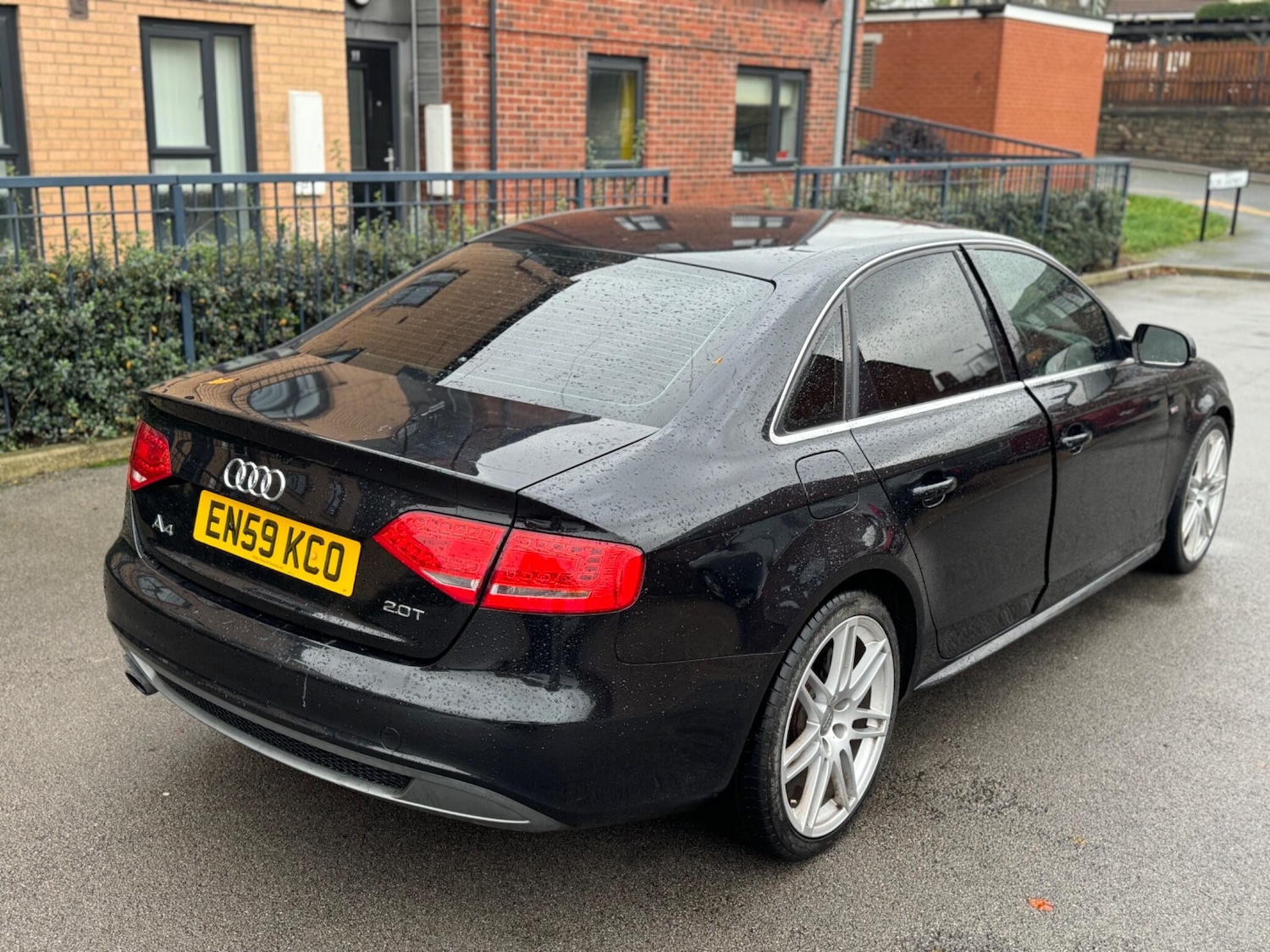 Used Audi A4 2010 for sale - 76886742: Photo 9