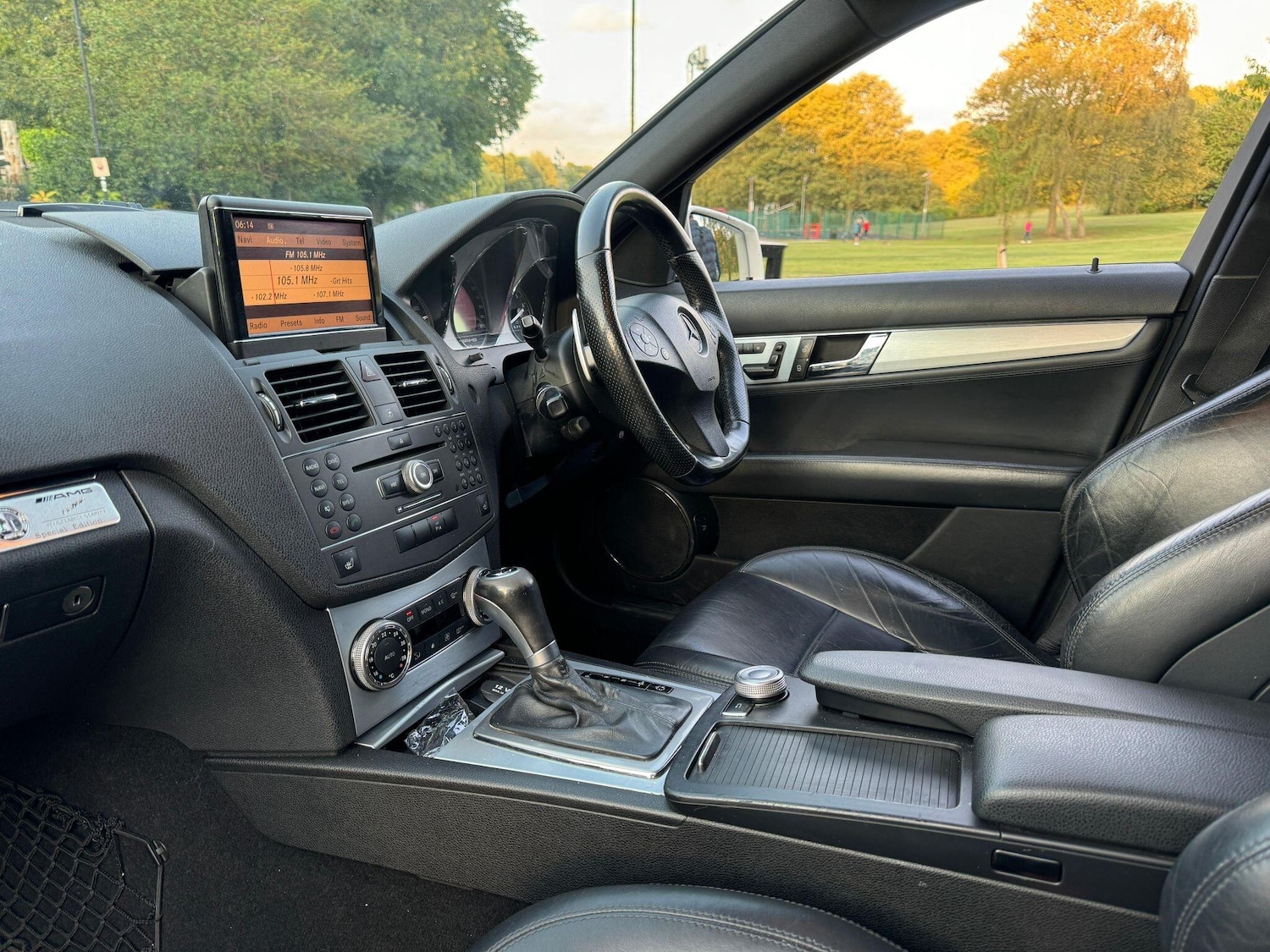 Used Mercedes-Benz C Class 2010 for sale - 76988989: Photo 11