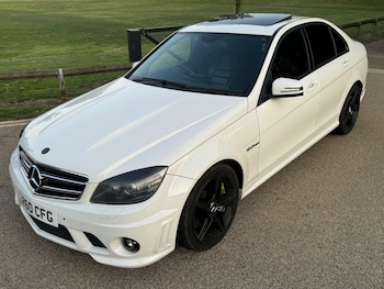 Used Mercedes-Benz C Class 2010 for sale - 76988989: Photo