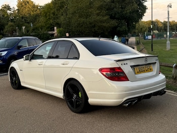 Used Mercedes-Benz C Class 2010 for sale - 76988989: Photo