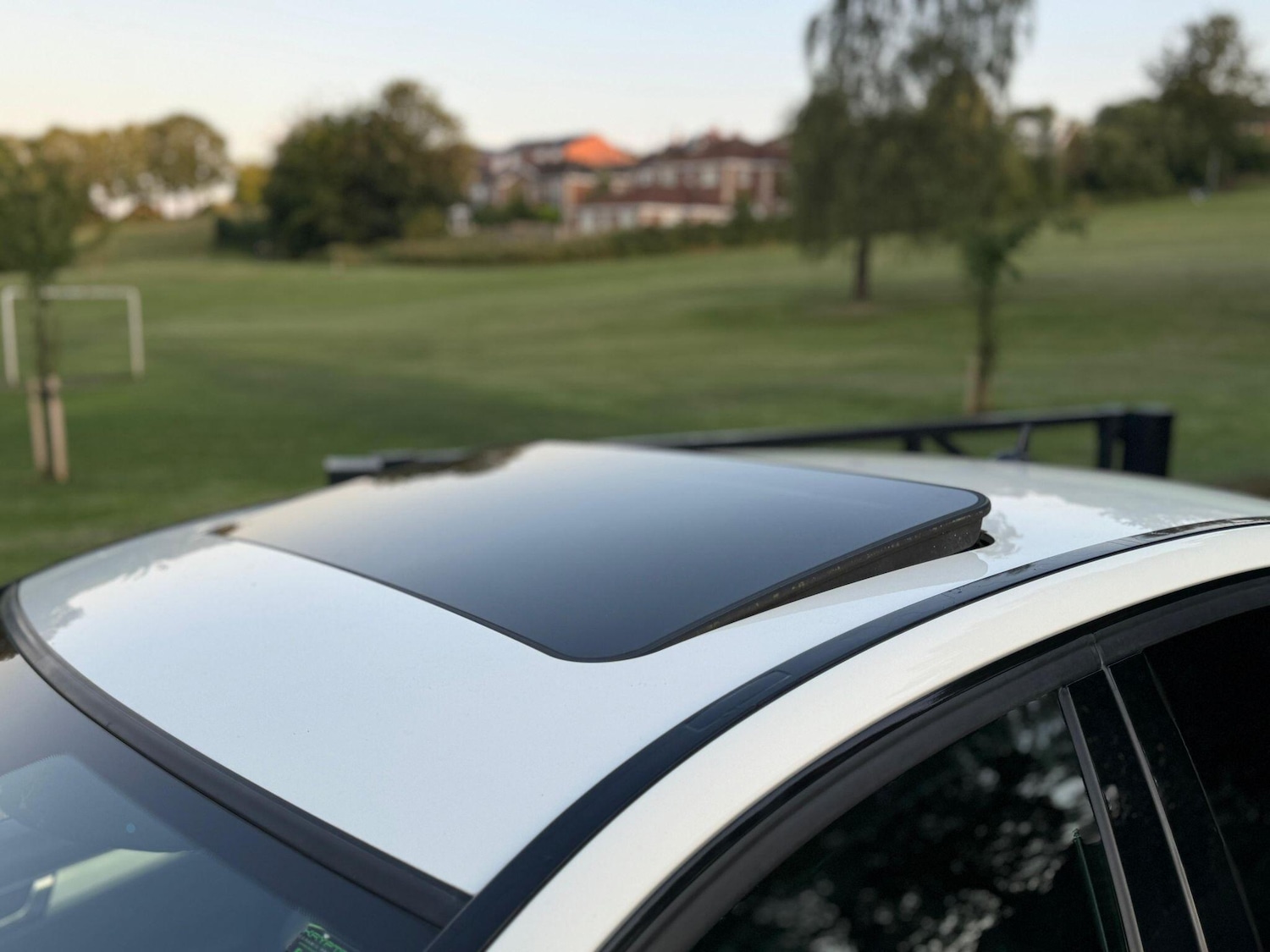 Used Mercedes-Benz C Class 2010 for sale - 76988989: Photo 9