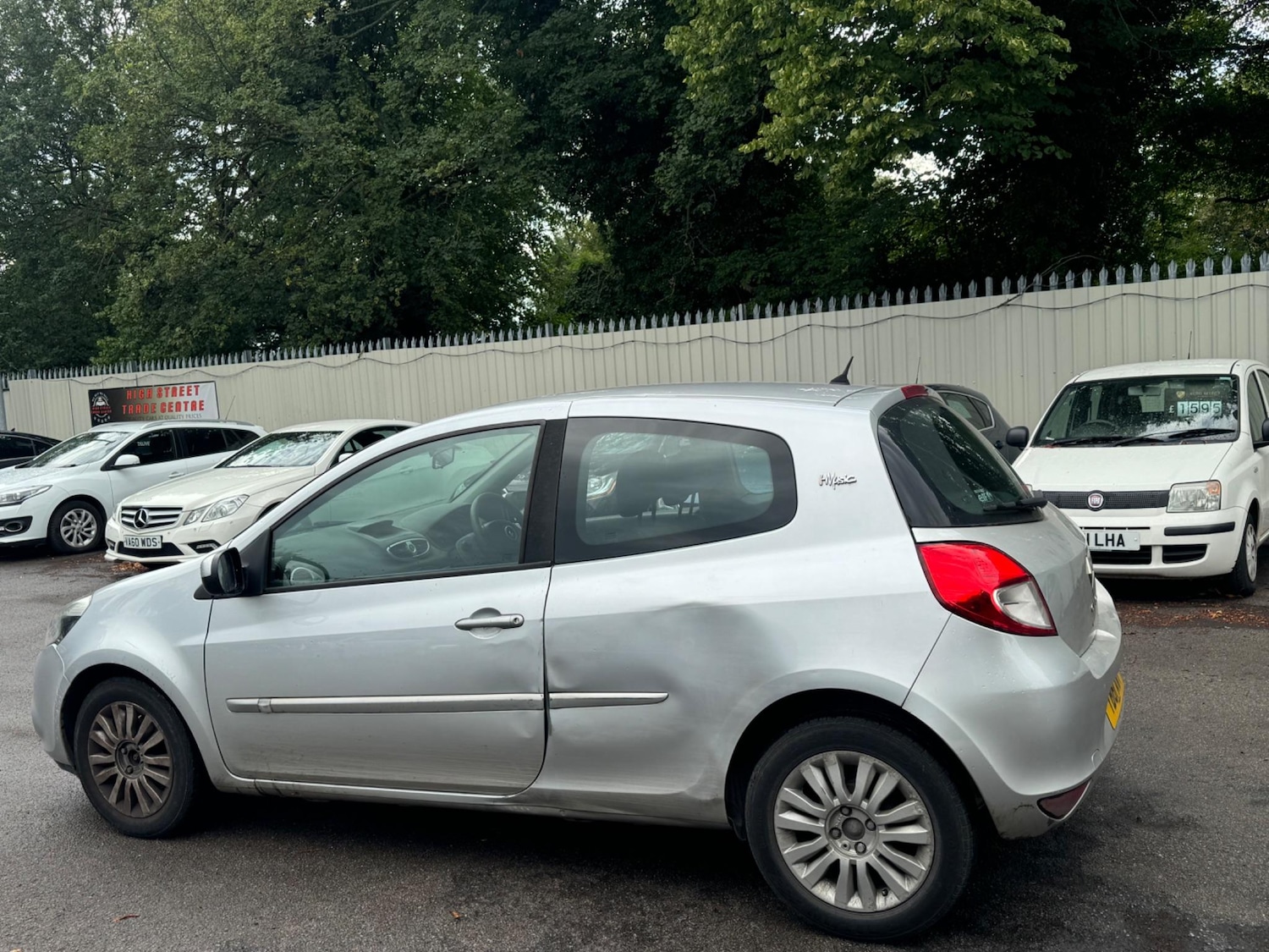 Used Renault Clio 2012 for sale - 76398064: Photo 5