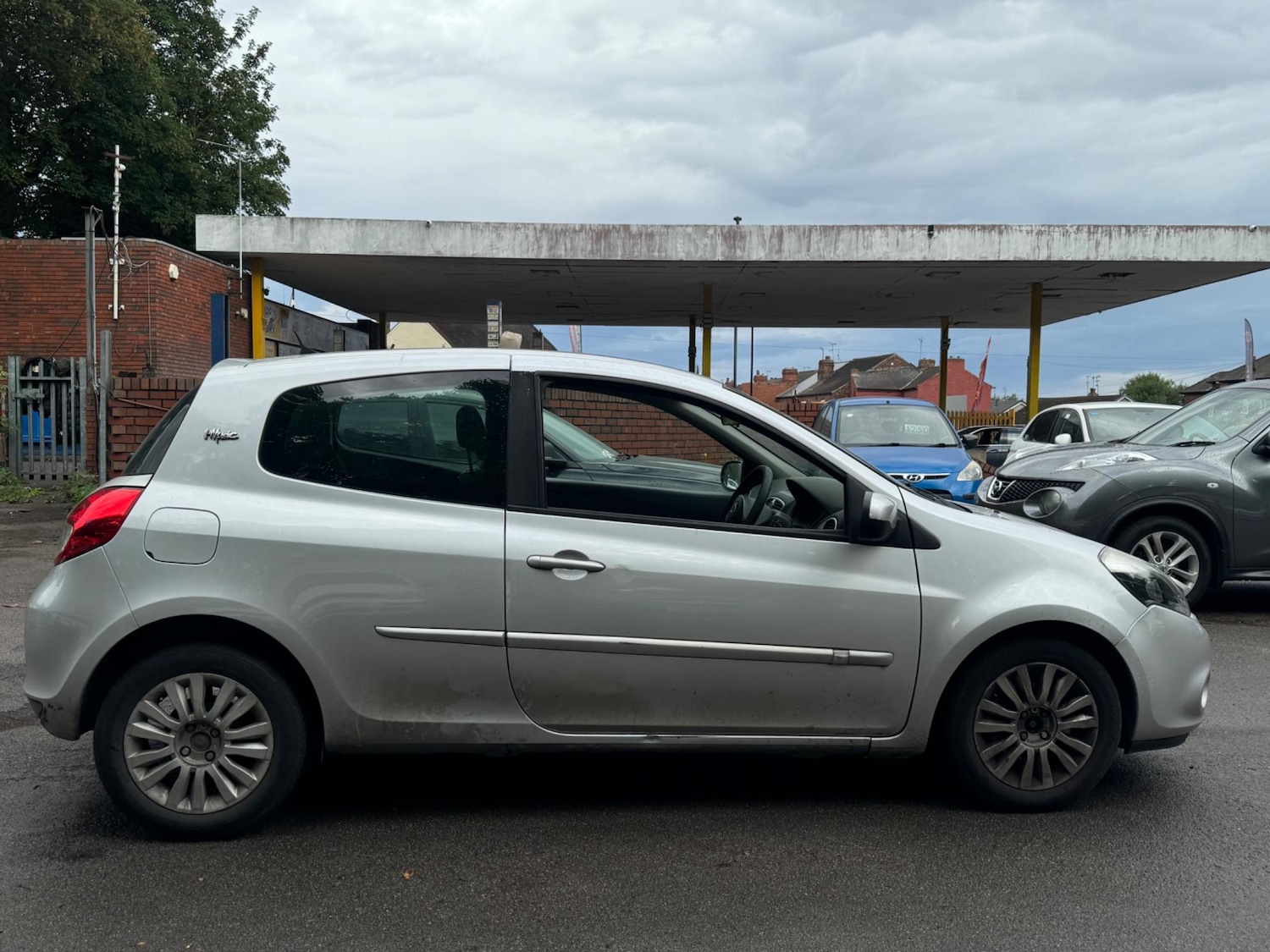 Used Renault Clio 2012 for sale - 76398064: Photo 7