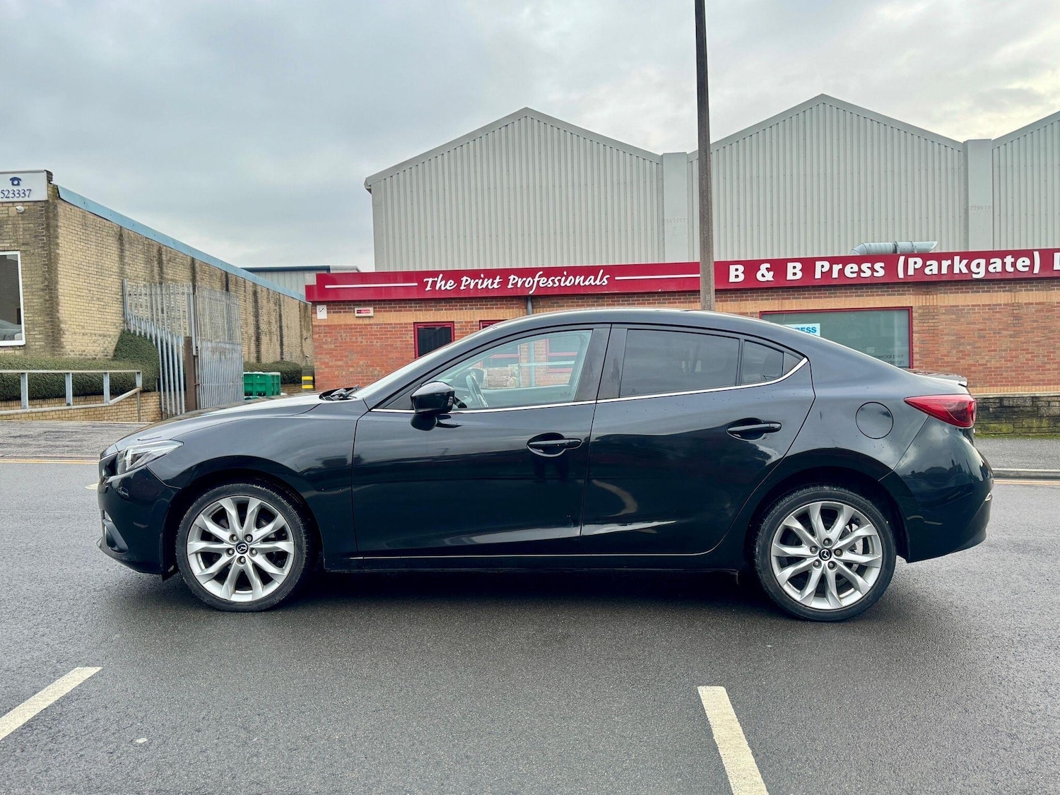 Used Mazda Mazda3 2016 for sale - 77496611: Photo 6