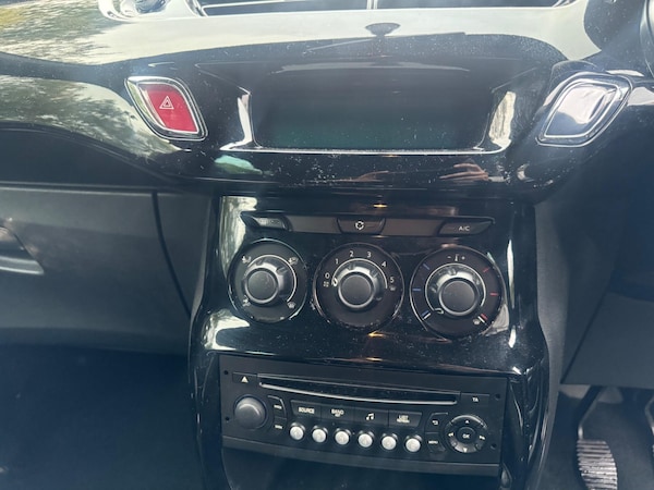 Used Citroen DS3 2014 for sale - 76227135: Photo 11