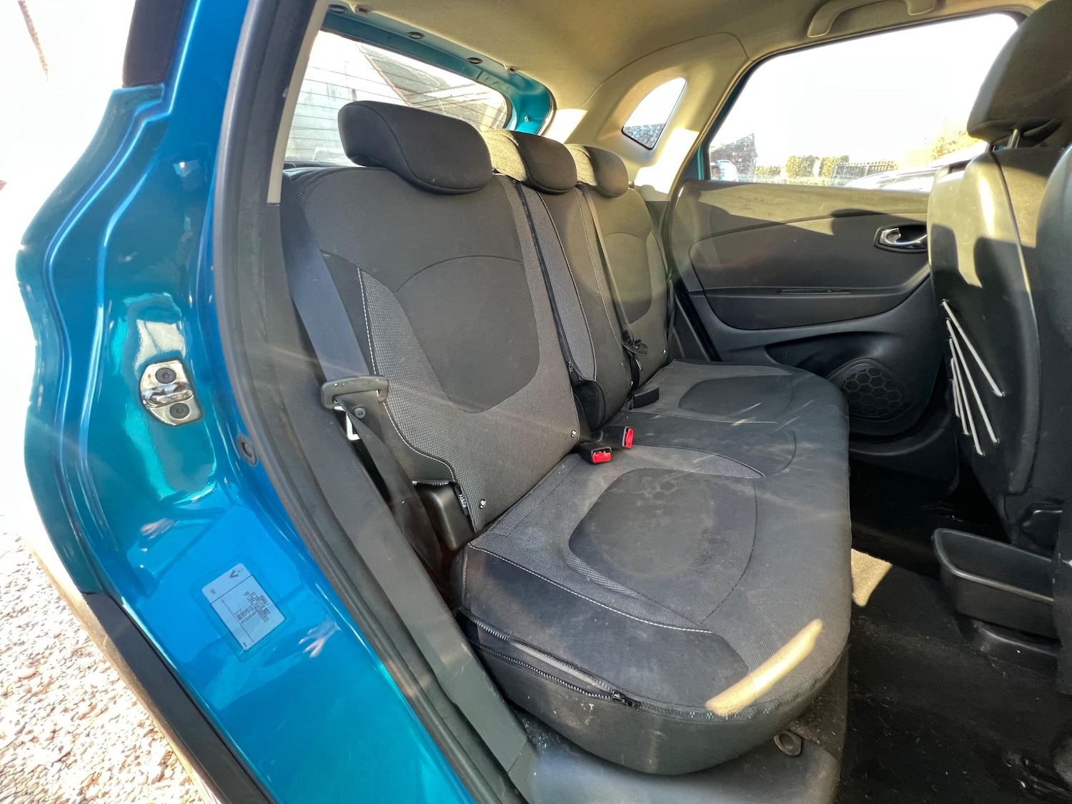 Used Renault Captur 2015 for sale - 76742980: Photo 14