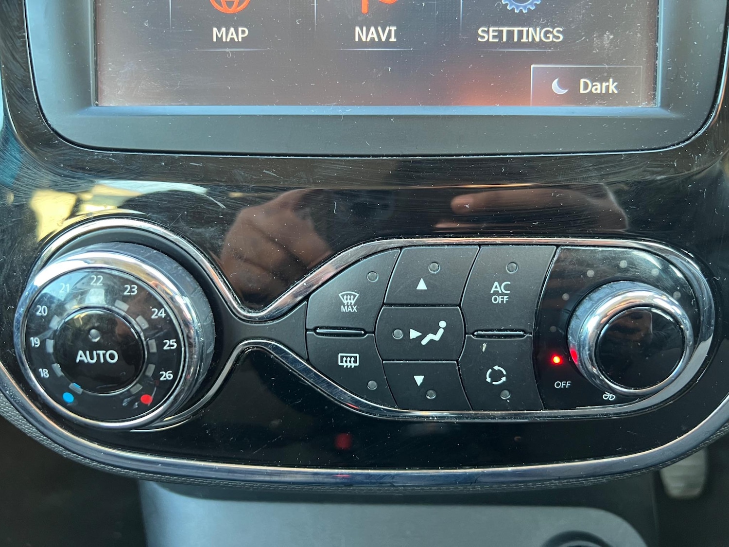 Used Renault Captur 2015 for sale - 76742980: Photo 17