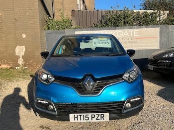 Used Renault Captur 2015 for sale - 76742980: Photo