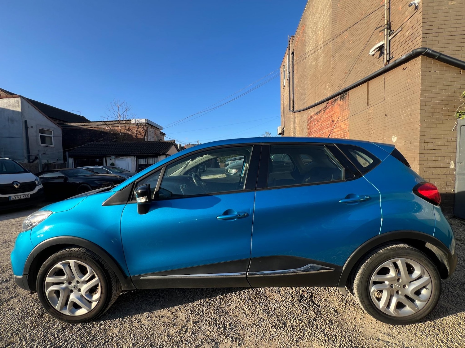 Used Renault Captur 2015 for sale - 76742980: Photo 5