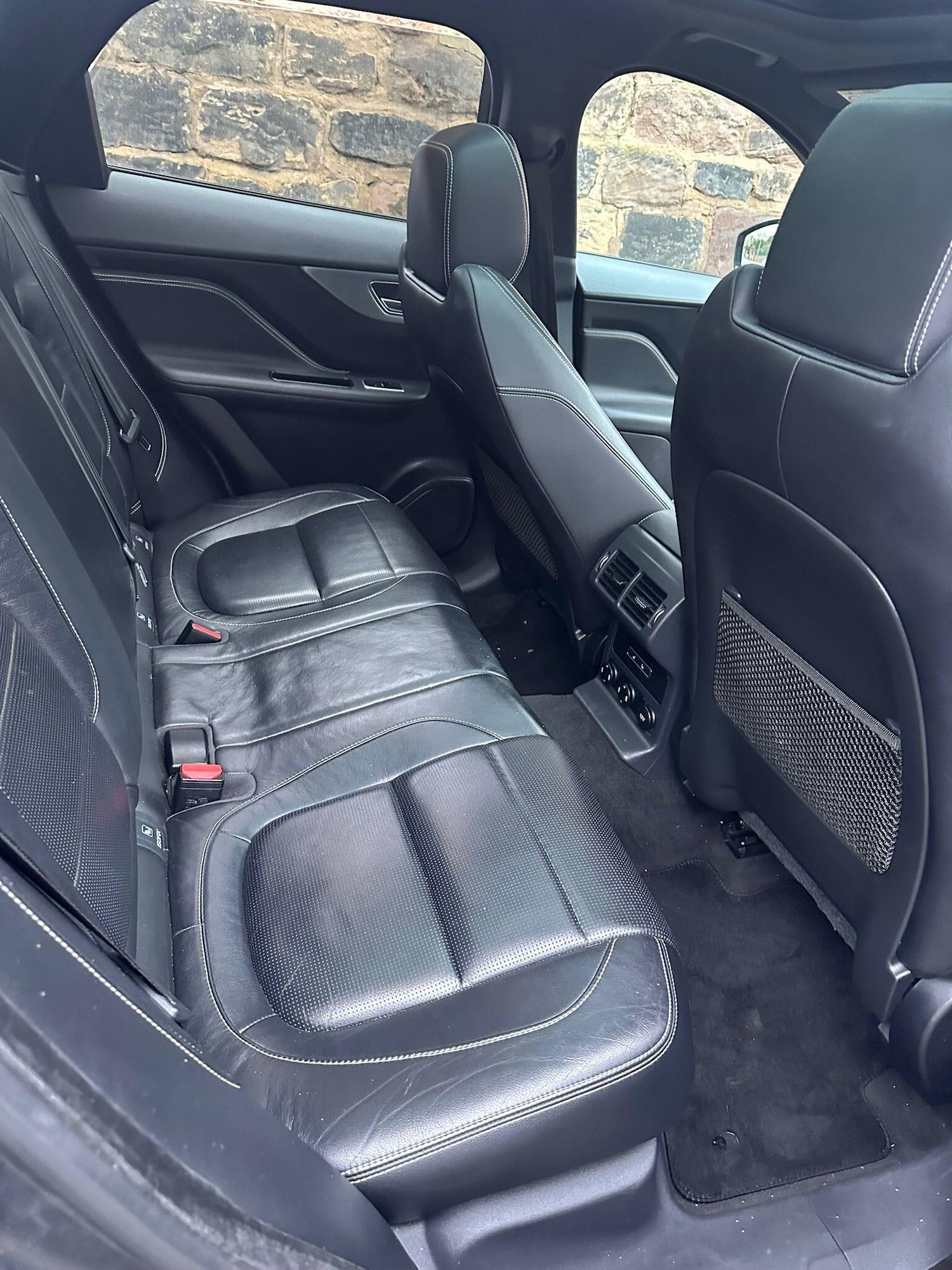 Used Jaguar F-Pace 2017 for sale - 77839899: Photo 9