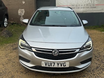 Used Vauxhall Astra 2017 for sale - 79412331: Photo