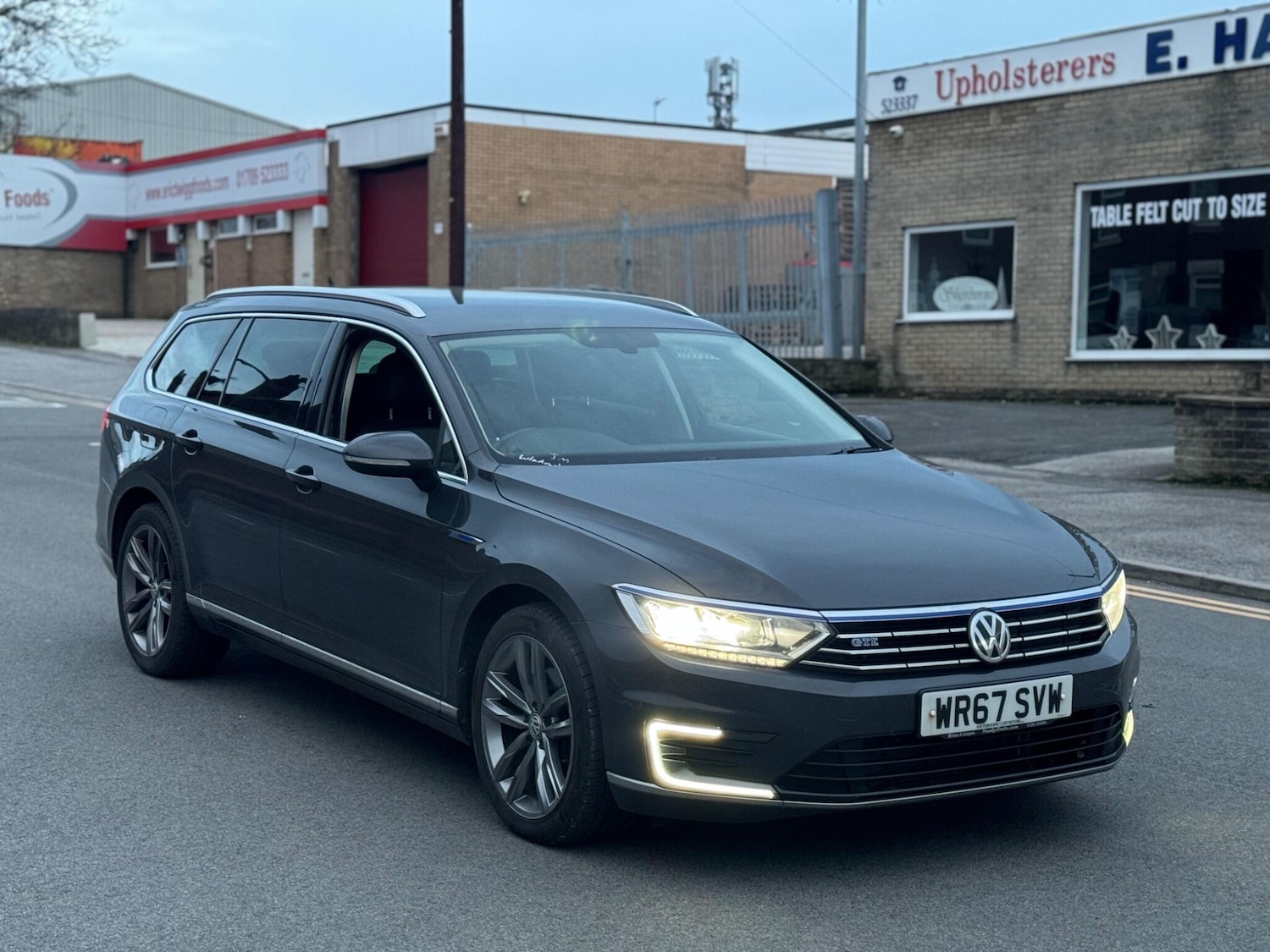 Used Volkswagen Passat 2017 for sale - 76994183: Photo 3
