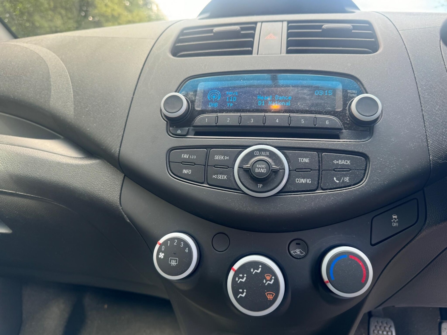 Used Chevrolet Spark 2014 for sale - 76988305: Photo 13