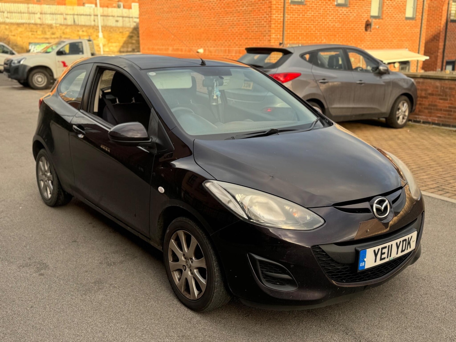 Used Mazda Mazda2 2011 for sale - 77794333: Photo 2