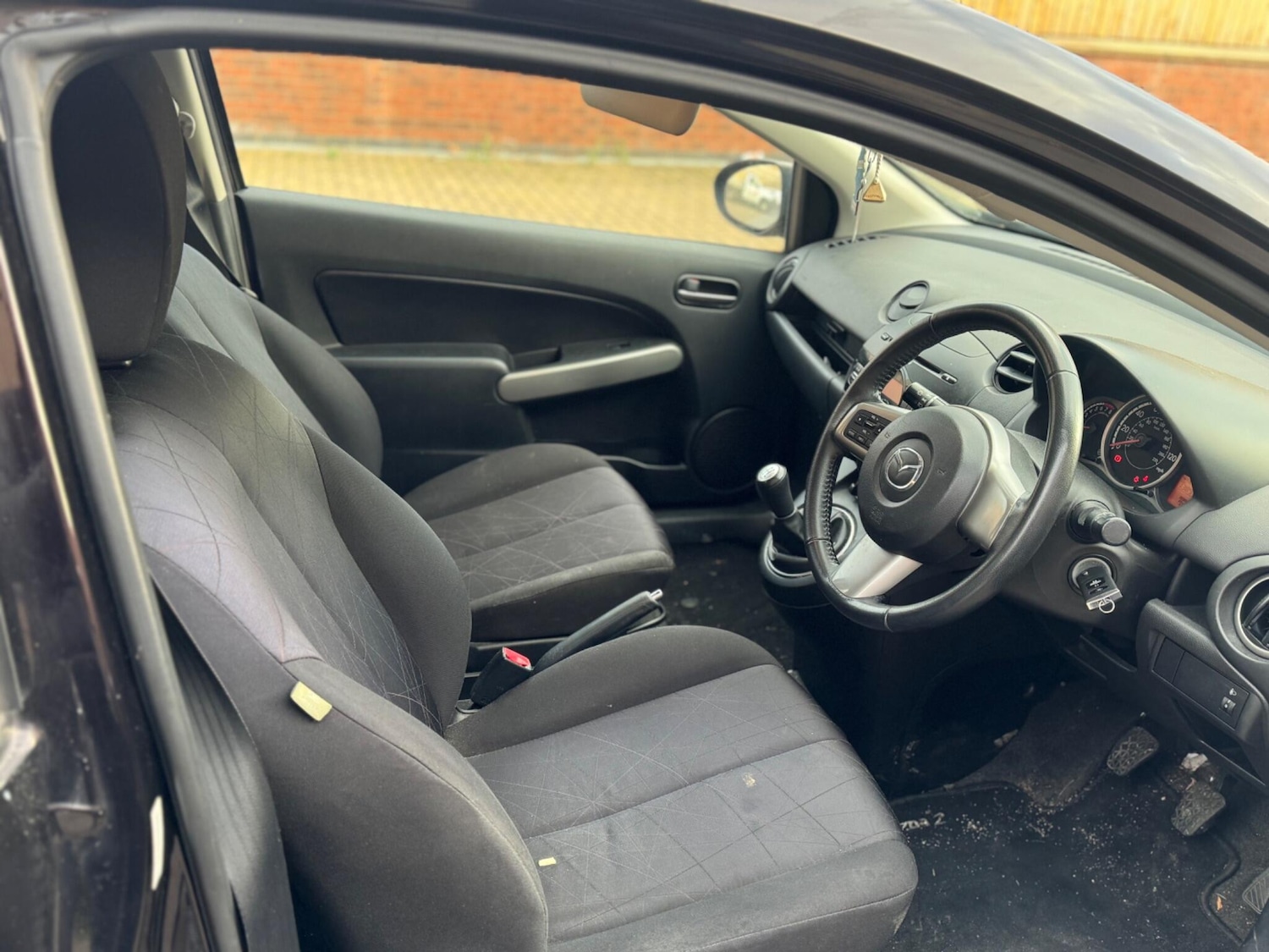 Used Mazda Mazda2 2011 for sale - 77794333: Photo 8