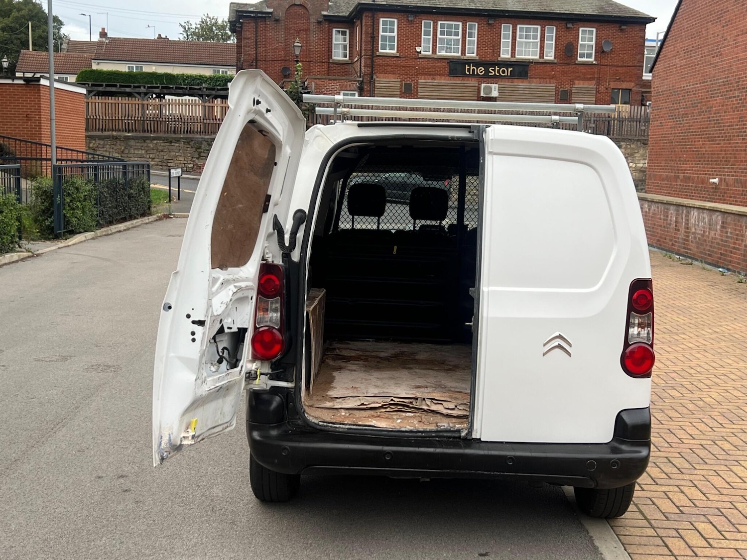 Used Citroen Berlingo 2017 for sale - 76152948: Photo 12