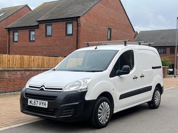 Used Citroen Berlingo 2017 for sale - 76152948: Photo