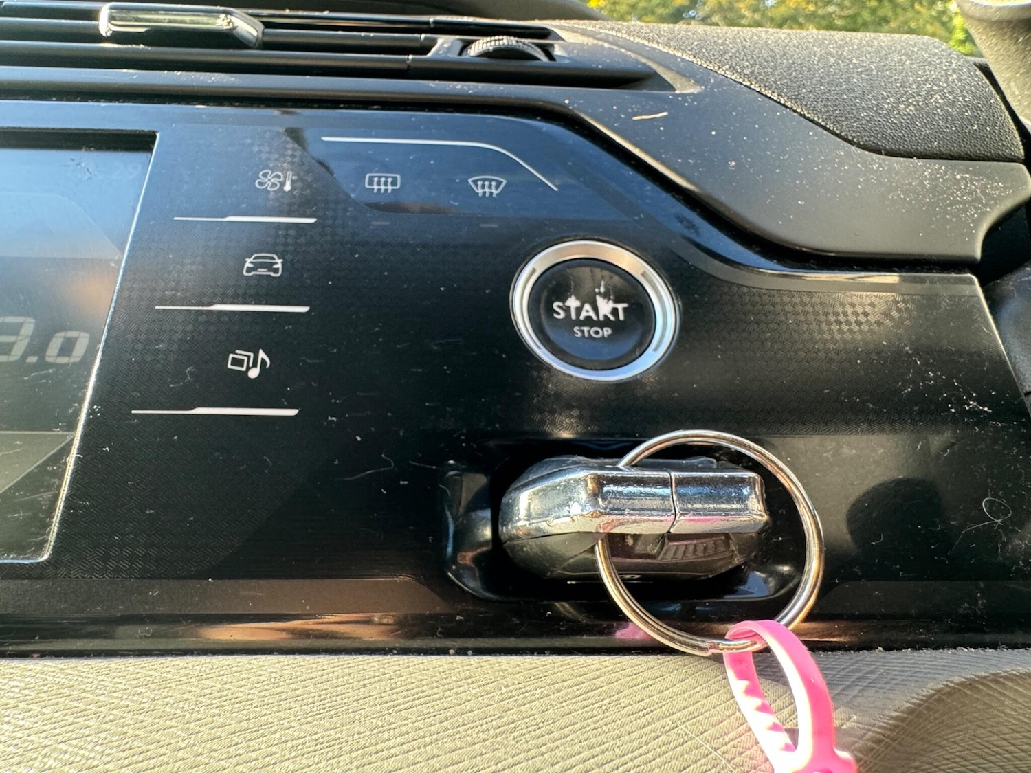 Used Citroen C4 Picasso 2013 for sale - 76398143: Photo 12