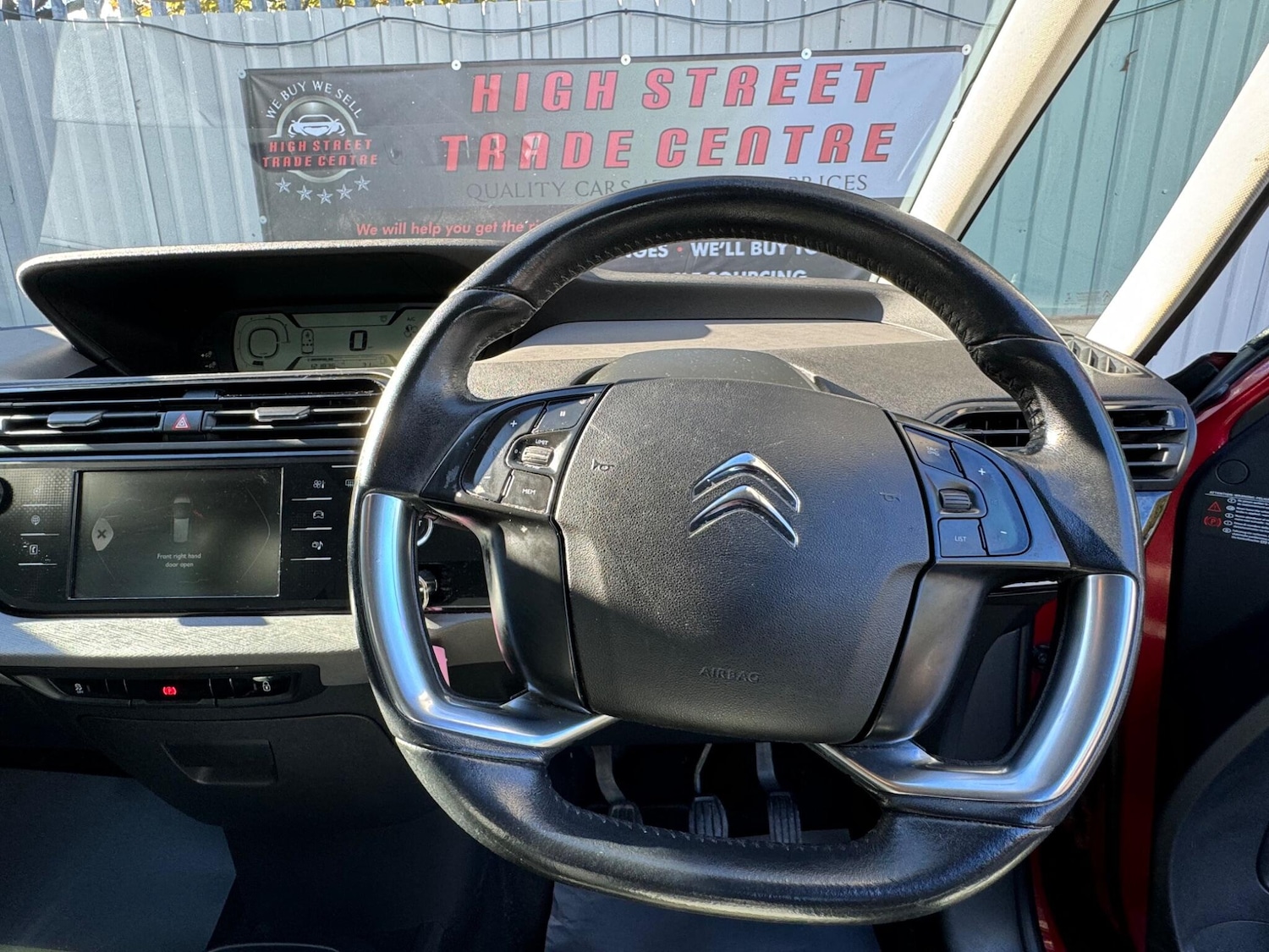 Used Citroen C4 Picasso 2013 for sale - 76398143: Photo 15