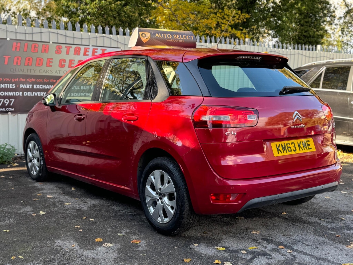 Used Citroen C4 Picasso 2013 for sale - 76398143: Photo 4