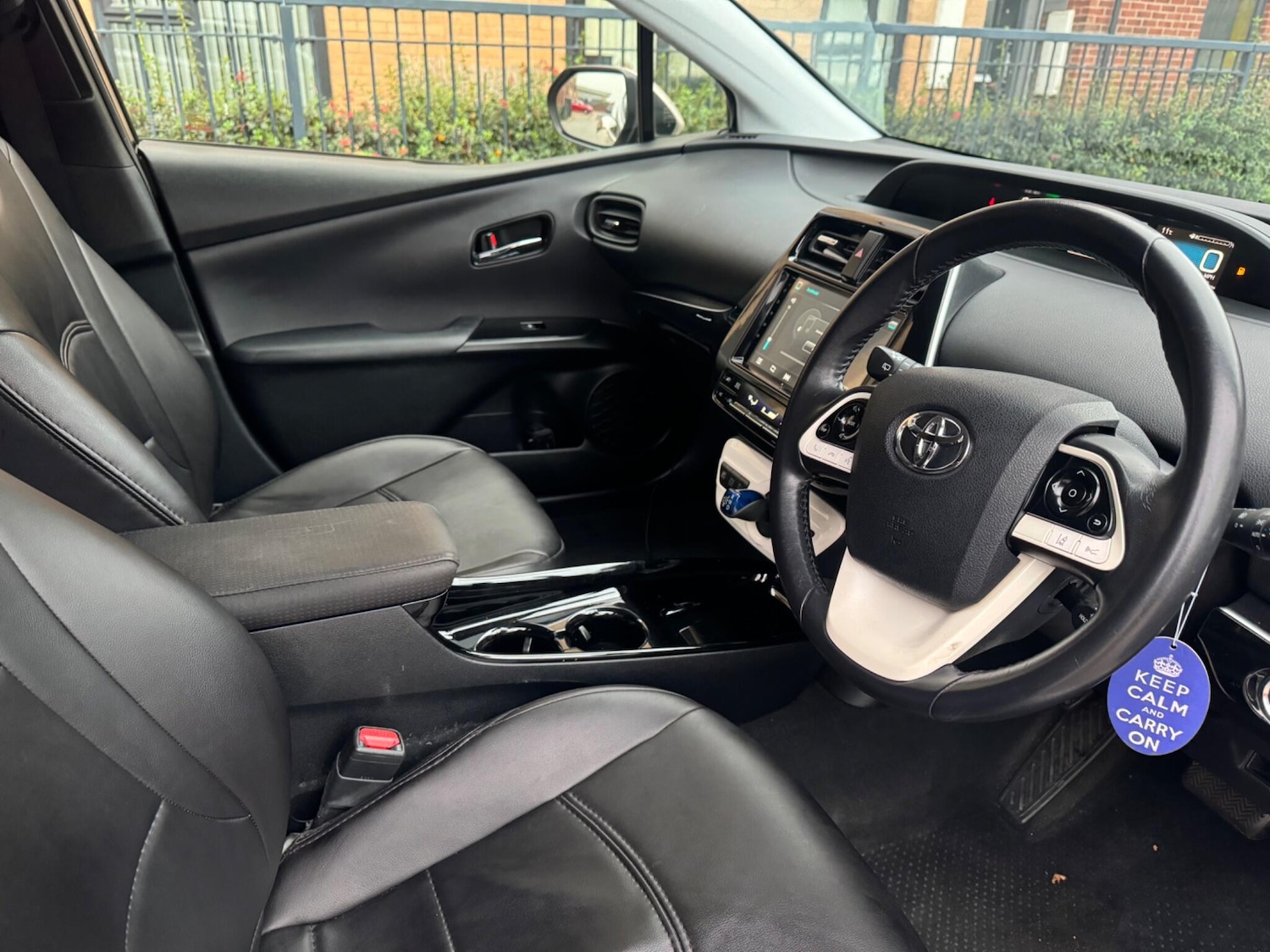 Used Toyota Prius for sale - 76995579: Photo 8