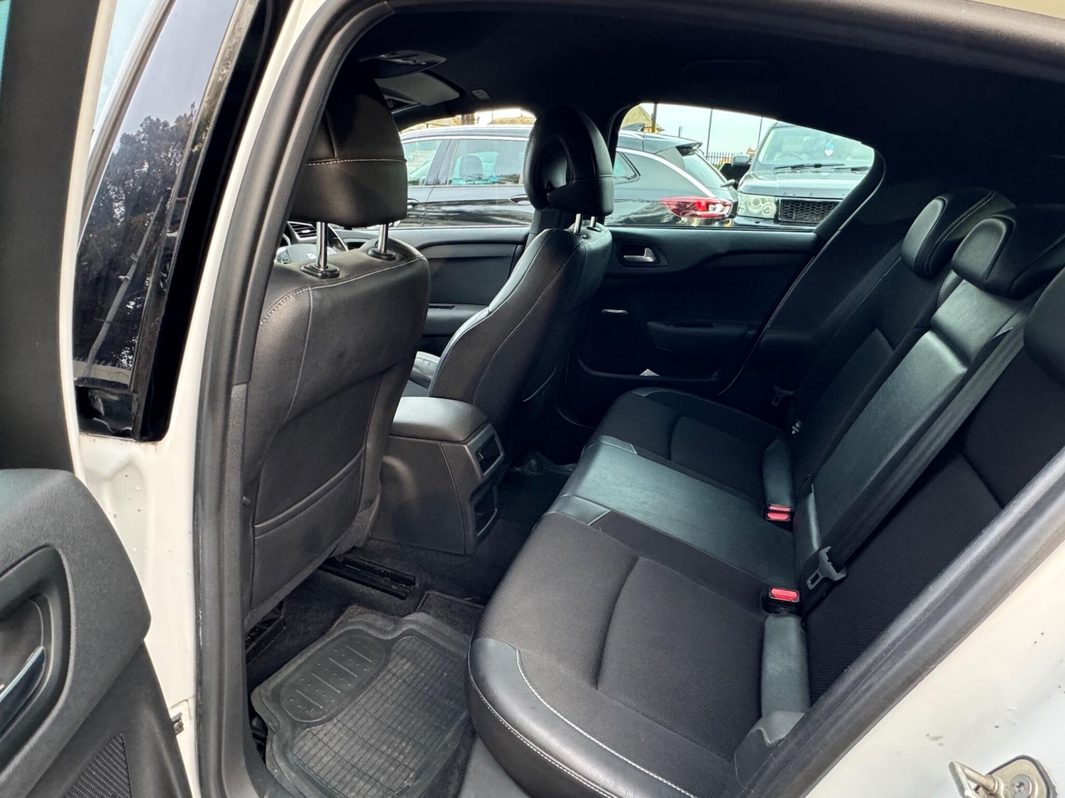 Used Citroen DS4 2011 for sale - 76425424: Photo 12