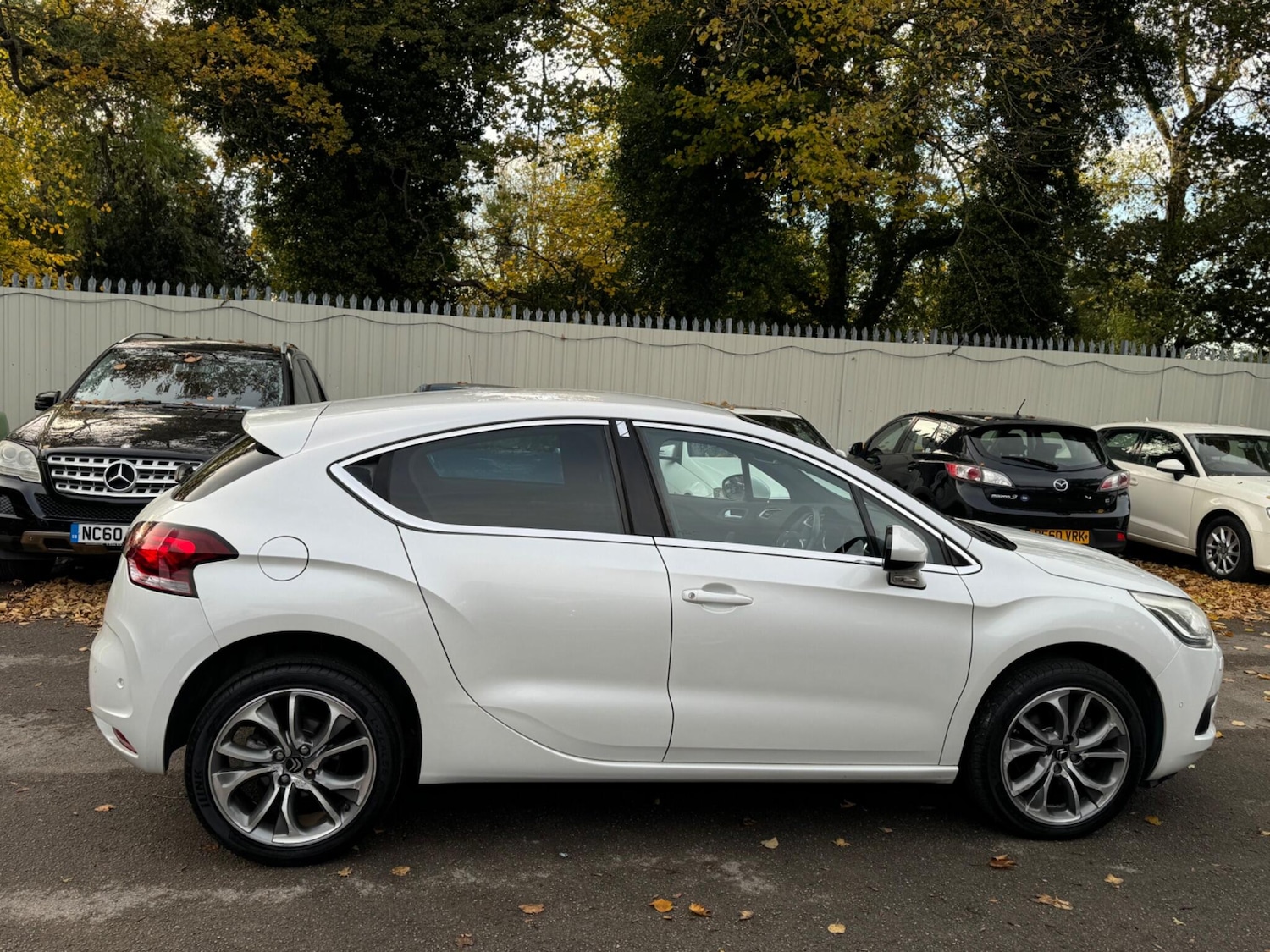 Used Citroen DS4 2011 for sale - 76425424: Photo 8