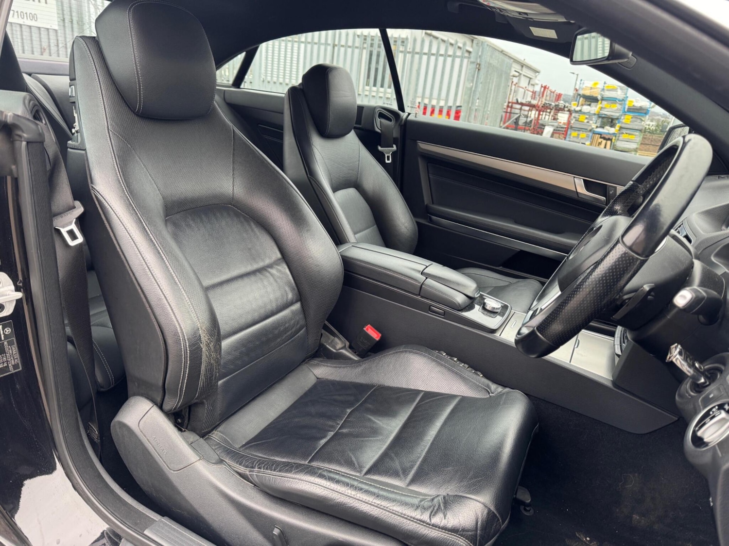 Used Mercedes-Benz E Class for sale - 77598900: Photo 13