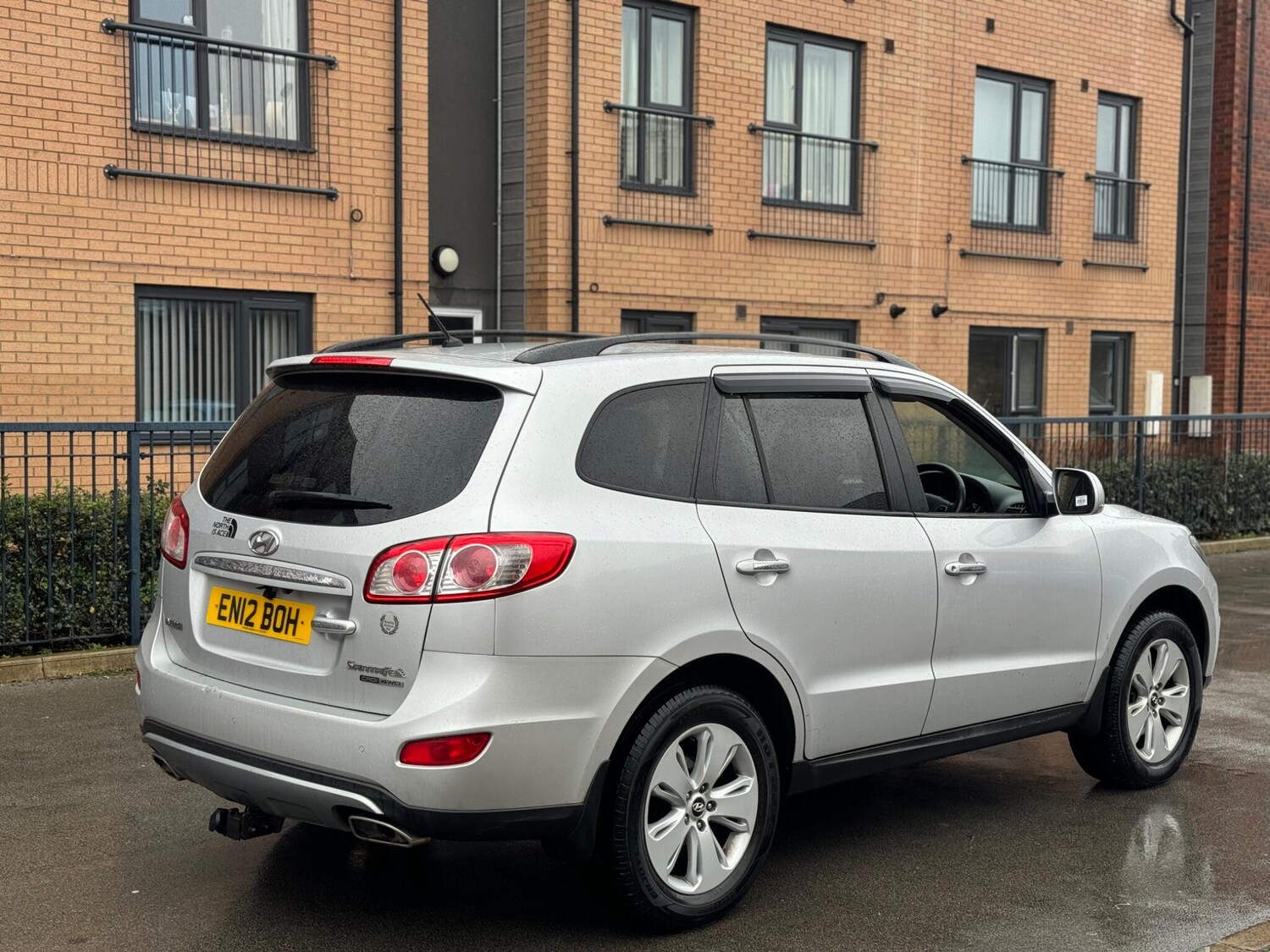 Used Hyundai Santa Fe for sale - 77484143: Photo 6