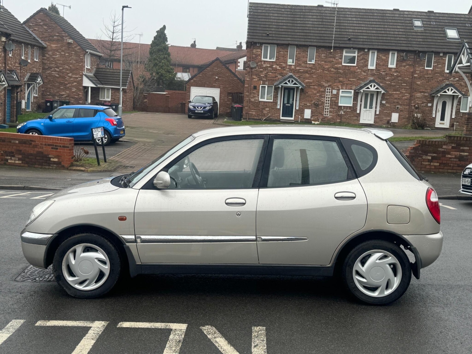 Used Daihatsu Sirion 2000 for sale - 77793946: Photo 4