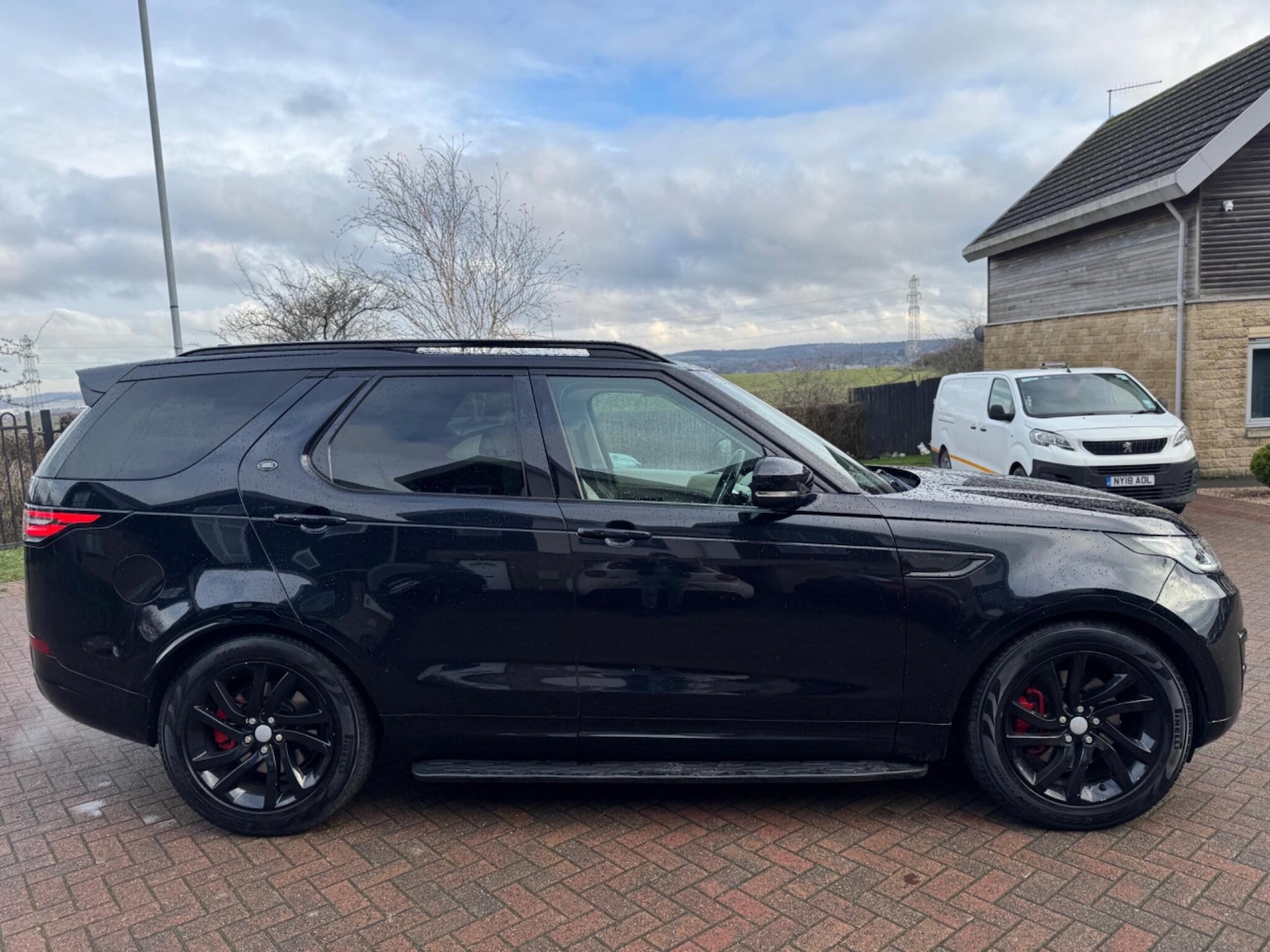 Used Land Rover Discovery 2017 for sale - 77411549: Photo 8