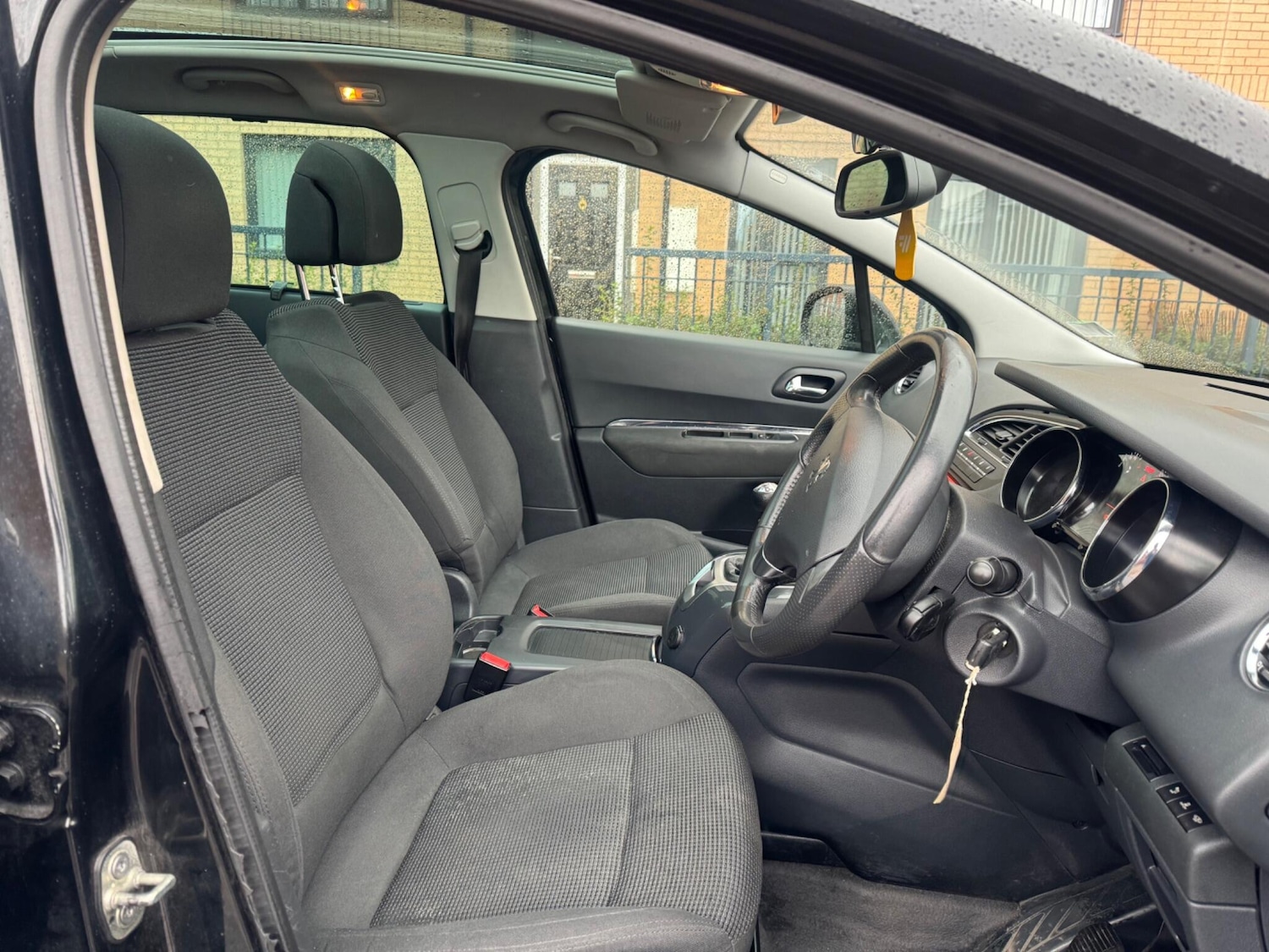 Used Peugeot 5008 2012 for sale - 77279164: Photo 15