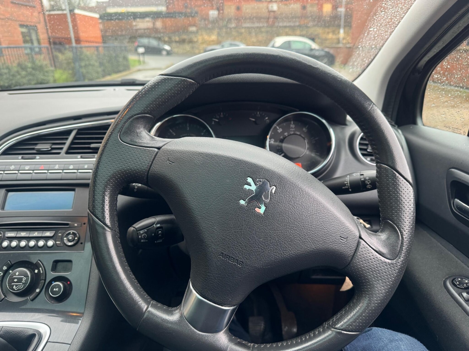 Used Peugeot 5008 2012 for sale - 77279164: Photo 17