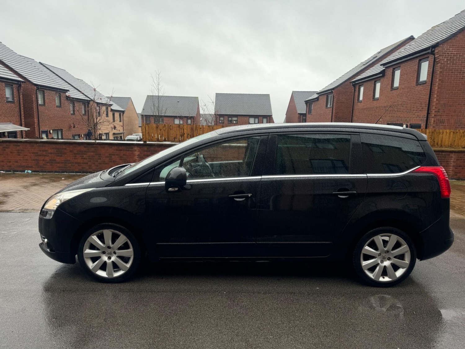 Used Peugeot 5008 2012 for sale - 77279164: Photo 8