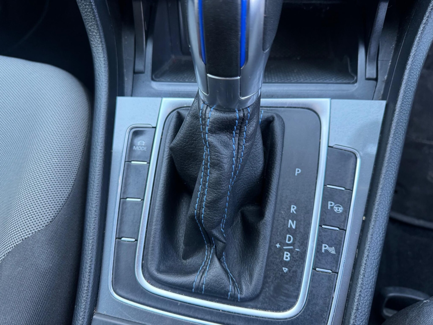 Used Volkswagen Golf 2014 for sale - 77908989: Photo 8