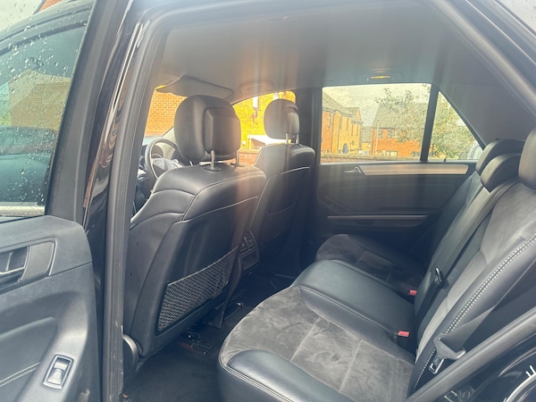 Used Mercedes-Benz M-Class 2010 for sale - 76175232: Photo 11